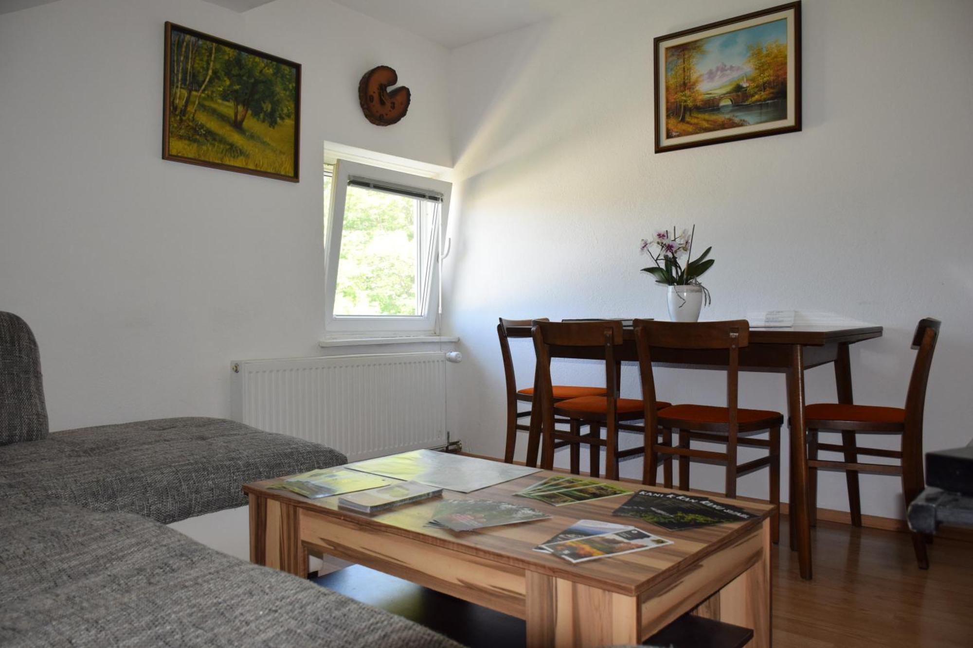 Apartma Narava Begunje pri Cerknici Zimmer foto
